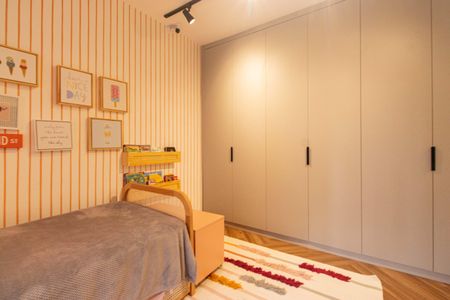 Apartamento à venda com 267m², 4 quartos e 4 vagas Apartamento à venda com 267m², 4 quartos e 4 vagasSuíte 3