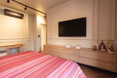 Apartamento à venda com 267m², 4 quartos e 4 vagas Apartamento à venda com 267m², 4 quartos e 4 vagasSuíte 2