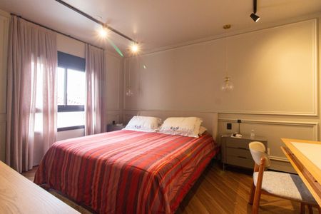 Apartamento à venda com 267m², 4 quartos e 4 vagas Apartamento à venda com 267m², 4 quartos e 4 vagasSuíte 2