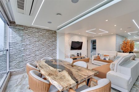 Apartamento à venda com 2 quartos, 110m² em Santo Amaro, São Paulo