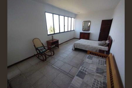 Casa à venda com 5 quartos, 454m² em Jardim Guanabara, Rio de Janeiro