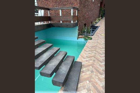 Casa à venda com 454m², 5 quartos e 3 vagas