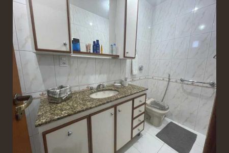 Apartamento à venda com 163m², 4 quartos e 3 vagas