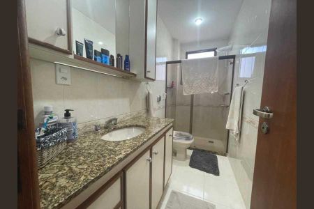 Apartamento à venda com 163m², 4 quartos e 3 vagas