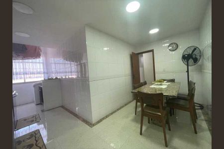 Apartamento à venda com 163m², 4 quartos e 3 vagas