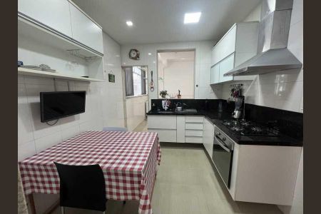 Apartamento à venda com 80m², 3 quartos e 1 vaga