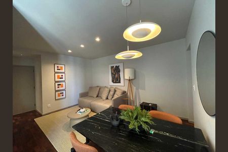 Apartamento à venda com 2 quartos, 72m² em Copacabana, Rio de Janeiro