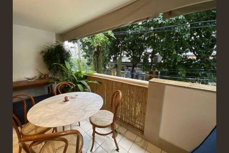 Apartamento à venda com 101m², 3 quartos e 1 vaga