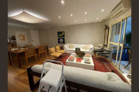 Apartamento à venda com 101m², 3 quartos e 1 vaga