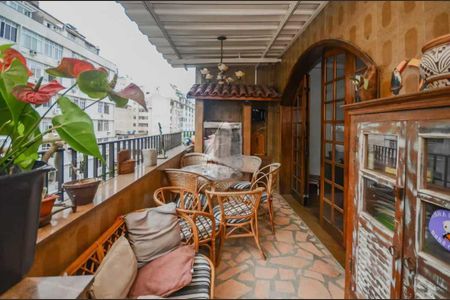 Apartamento à venda com 185m², 4 quartos e 1 vaga