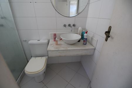 Casa à venda com 368m², 5 quartos e 3 vagasBanheiro da Suíte 1