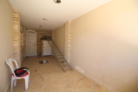 Casa à venda com 368m², 5 quartos e 3 vagasGaragem Coberta