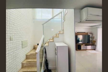 Casa de condomínio à venda com 100m², 4 quartos e 2 vagas