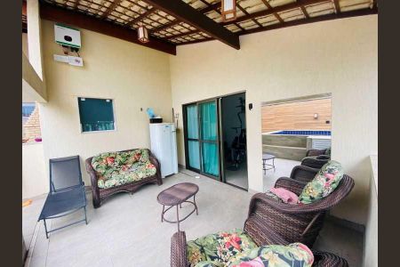 Casa de condomínio à venda com 100m², 4 quartos e 2 vagas