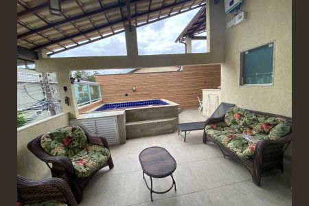 Casa de Condomínio à venda com 4 quartos, 100m² em Freguesia (Jacarepaguá), Rio de Janeiro