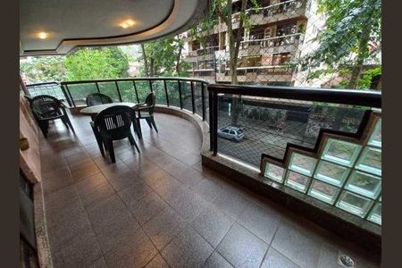 Apartamento à venda com 168m², 4 quartos e 2 vagas