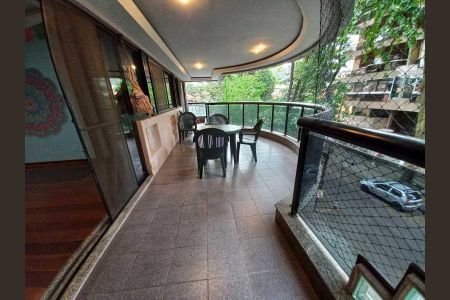 Apartamento à venda com 168m², 4 quartos e 2 vagas