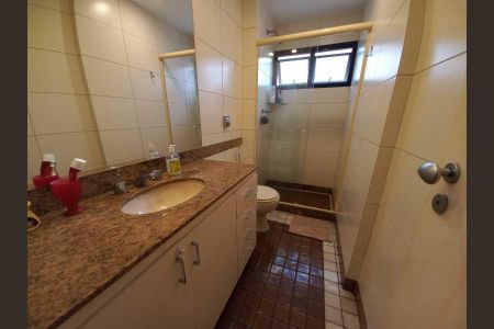 Apartamento à venda com 168m², 4 quartos e 2 vagas