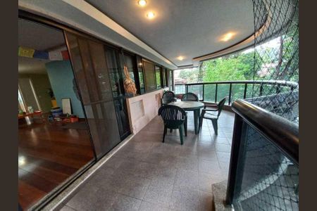 Apartamento à venda com 168m², 4 quartos e 2 vagas