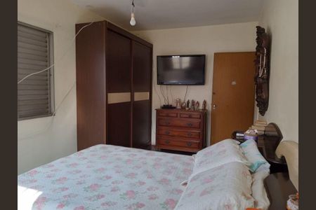 Casa à venda com 2 quartos, 152m² em Jardim Peri Peri, São Paulo