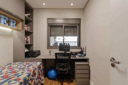 Apartamento à venda com 166m², 4 quartos e 2 vagas