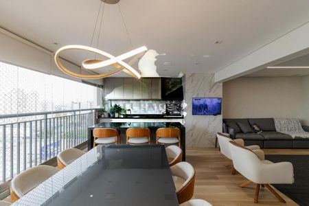 Apartamento à venda com 166m², 4 quartos e 2 vagas