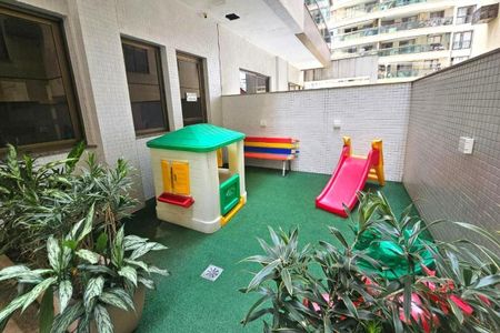 Apartamento à venda com 66m², 2 quartos e 1 vaga