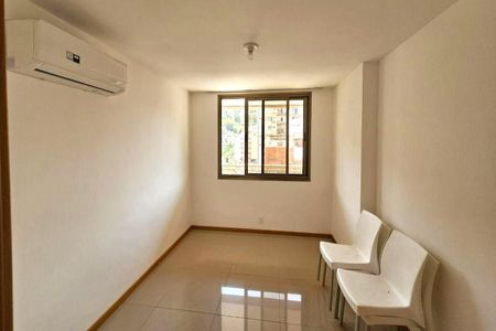 Apartamento à venda com 66m², 2 quartos e 1 vaga