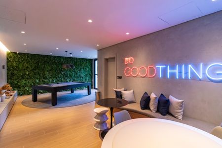 Apartamento para alugar com 67m², 2 quartos e 1 vagaÁrea comum - Sala de Jogos