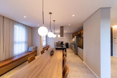 Apartamento para alugar com 67m², 2 quartos e 1 vagaÁrea comum - Salão de festas