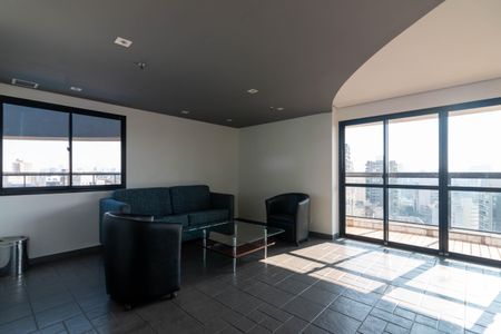 Studio à venda com 28m², 1 quarto e 1 vaga Studio à venda com 28m², 1 quarto e 1 vagaÁrea comum - Salão de festas