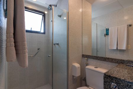 Studio à venda com 28m², 1 quarto e 1 vaga Studio à venda com 28m², 1 quarto e 1 vagaBanheiro