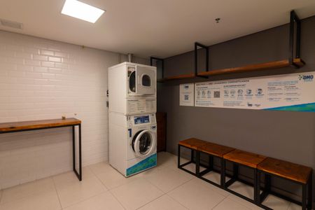 Studio à venda com 28m², 1 quarto e 1 vaga Studio à venda com 28m², 1 quarto e 1 vagaLavanderia