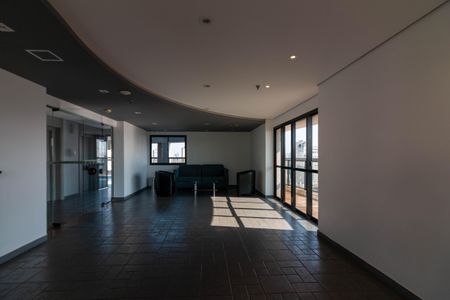 Studio à venda com 28m², 1 quarto e 1 vaga Studio à venda com 28m², 1 quarto e 1 vagaÁrea comum - Salão de festas