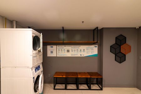 Studio à venda com 28m², 1 quarto e 1 vaga Studio à venda com 28m², 1 quarto e 1 vagaLavanderia