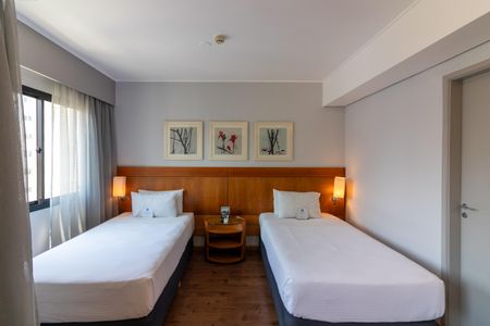 Studio à venda com 28m², 1 quarto e 1 vaga Studio à venda com 28m², 1 quarto e 1 vagaStudio