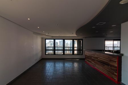 Studio à venda com 28m², 1 quarto e 1 vaga Studio à venda com 28m², 1 quarto e 1 vagaÁrea comum - Salão de festas