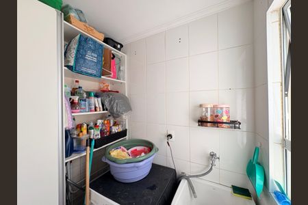 Apartamento à venda com 71m², 3 quartos e 1 vagaÁrea de Serviço