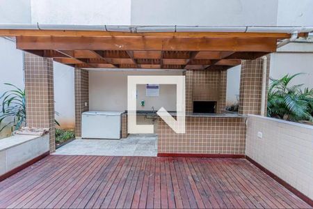 Apartamento à venda com 129m², 2 quartos e 2 vagas Apartamento à venda com 129m², 2 quartos e 2 vagasChurrasqueira