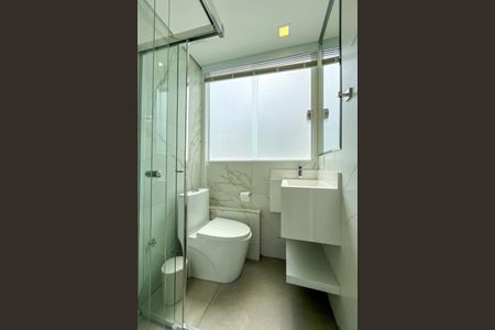 Apartamento à venda com 129m², 2 quartos e 2 vagas Apartamento à venda com 129m², 2 quartos e 2 vagasBanheiro da Cobertura