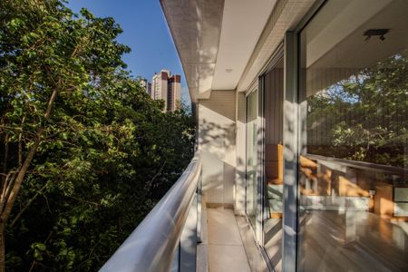 Varanda de kitnet/studio à venda com 1 quarto, 52m² em Petrópolis, Porto Alegre