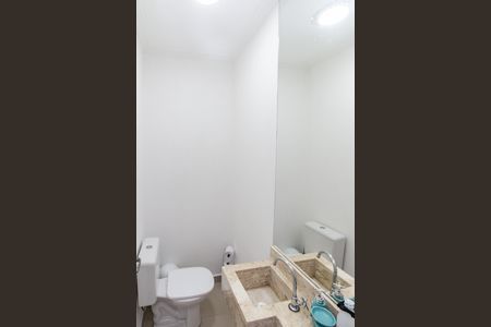 Casa à venda com 140m², 3 quartos e 2 vagas Casa à venda com 140m², 3 quartos e 2 vagasLavabo