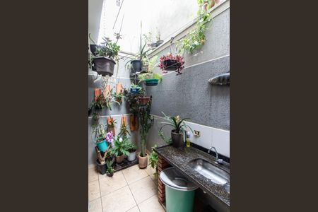 Casa à venda com 140m², 3 quartos e 2 vagas Casa à venda com 140m², 3 quartos e 2 vagasÁrea de Serviço