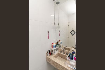 Casa à venda com 140m², 3 quartos e 2 vagas Casa à venda com 140m², 3 quartos e 2 vagasBanheiro da Suíte