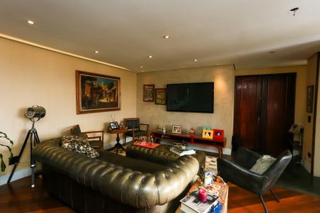 Apartamento para alugar com 4 quartos, 166m² em Jardim Ampliacao, São Paulo