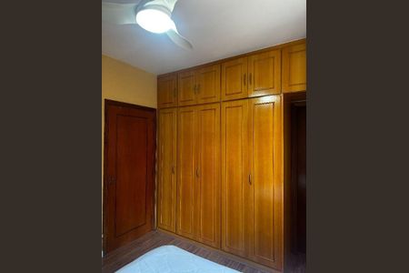 Casa à venda com 3 quartos, 198m² em Jardim das Vertentes, São Paulo