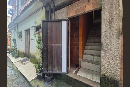 Casa à venda com 24m², 1 quarto e sem vagaEntrada