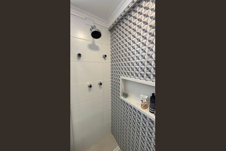 Apartamento para alugar com 60m², 2 quartos e 1 vaga Apartamento para alugar com 60m², 2 quartos e 1 vagaBanheiro da Suíte