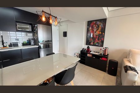 Sala de apartamento para alugar com 2 quartos, 60m² em Jardim, Santo André