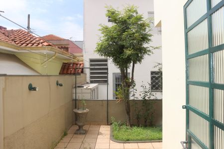 Casa à venda com 228m², 3 quartos e 3 vagasQuintal